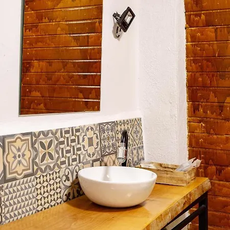 Bed & Breakfast Fortress Jacuzzi Xàtiva