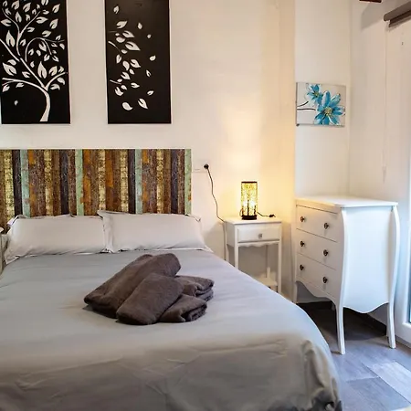 Fortress Jacuzzi Bed & Breakfast *