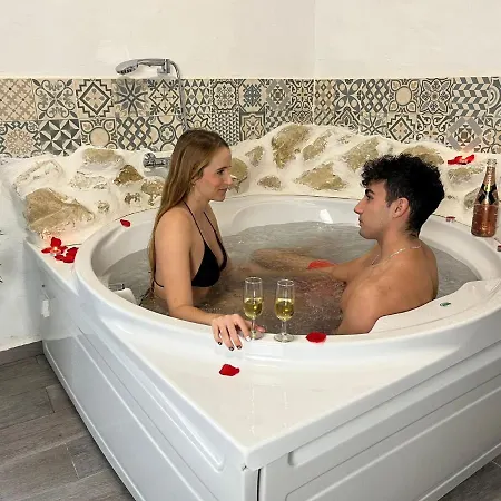 Fortress Jacuzzi Xàtiva (Játiva)