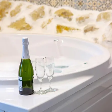 Fortress Jacuzzi * Xàtiva