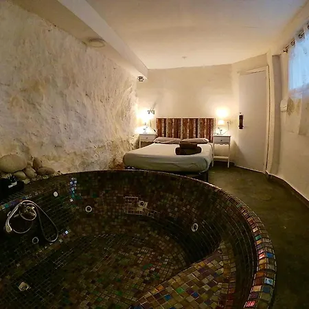 Bed and breakfast Fortress Jacuzzi